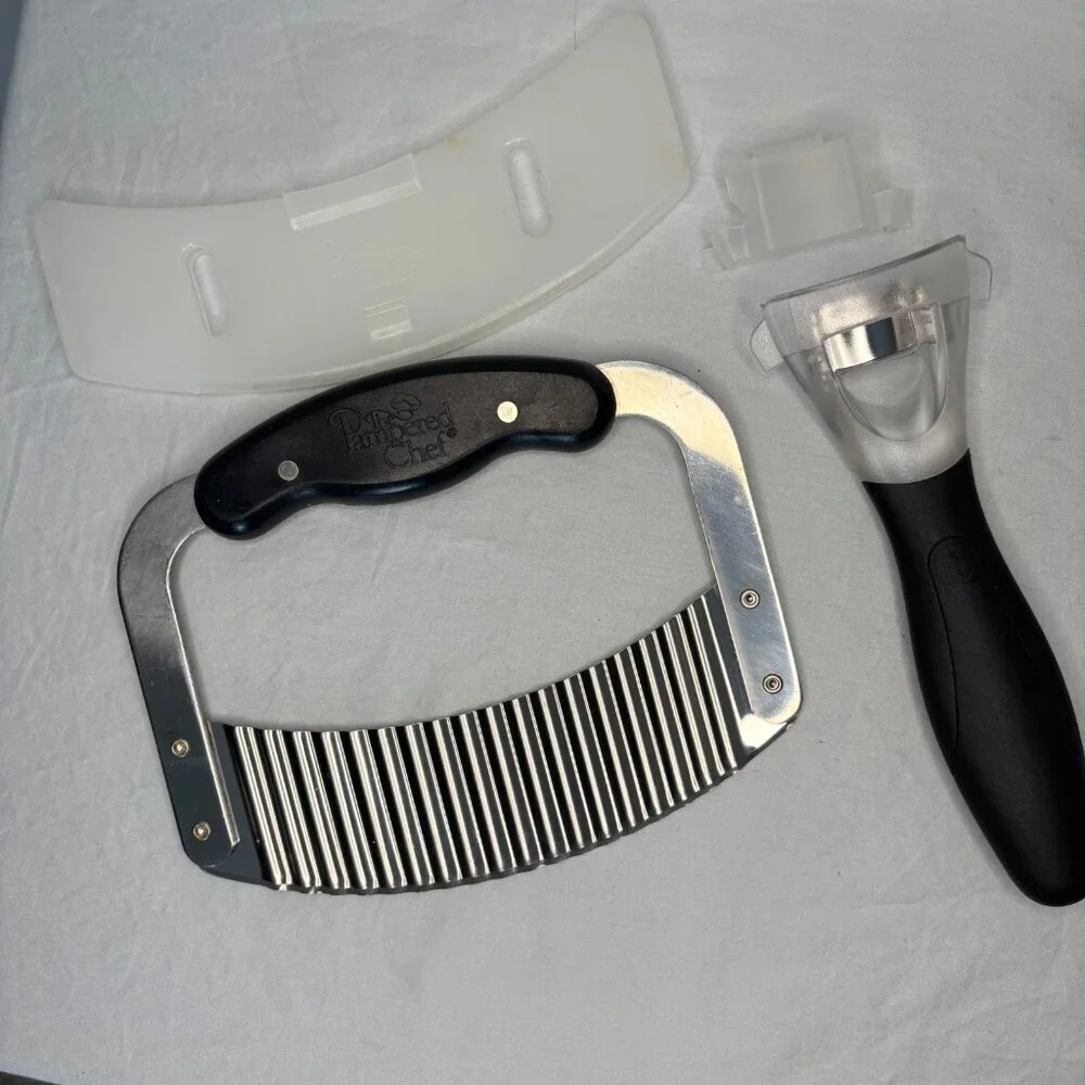 PAMPERED CHEF #1114 Kernal Cutter & 1063 Crinkle Cutter Meal Prep Healthy Chef